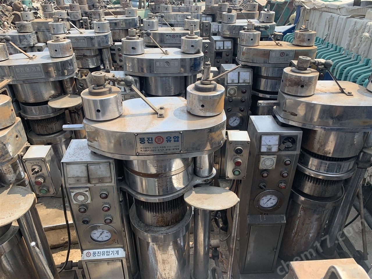 全國出售二手液壓香油機(jī) 榨油機(jī)