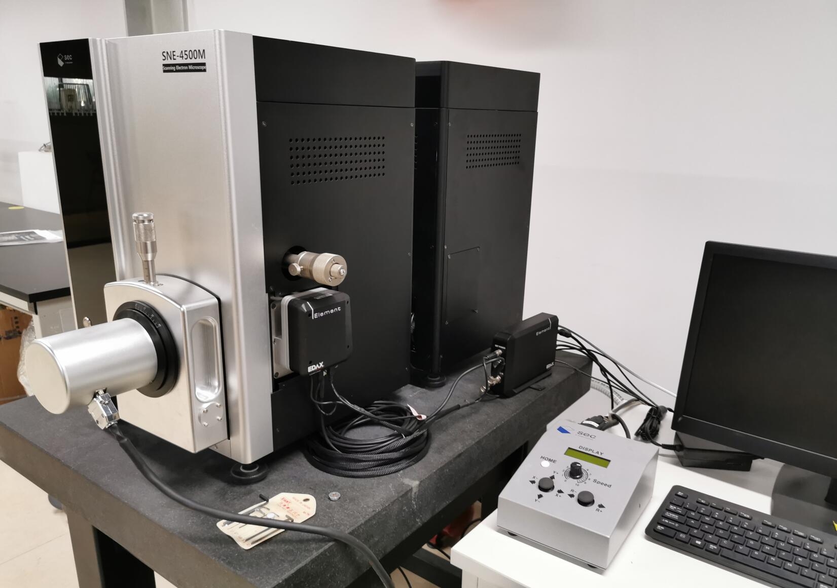 韩国secsne4500m型高分辨台式扫描电镜